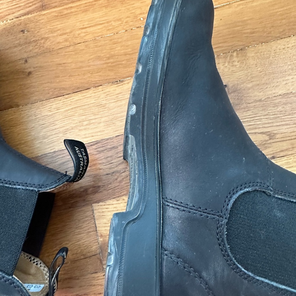 Blundstone Black Leather Boots 
Women’s - Picture 11 of 12